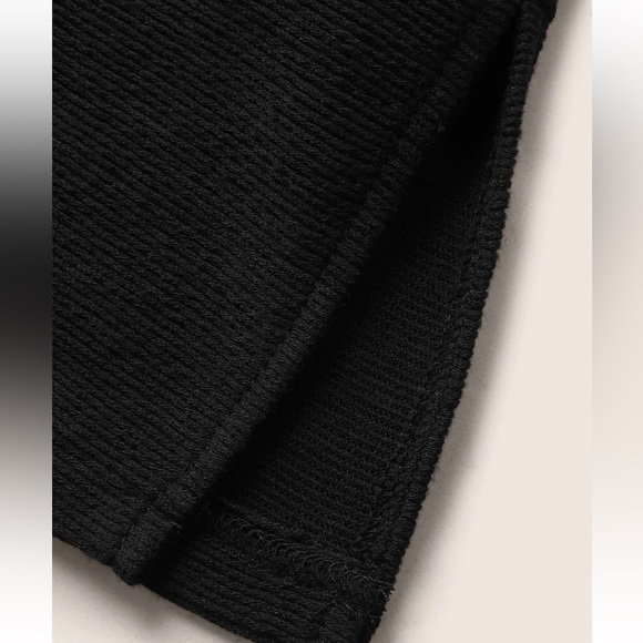 BloomChic Plus Size 2XL Solid Cut Out Patchwork Split Hem T-shirt us18-20 - Picture 5 of 8